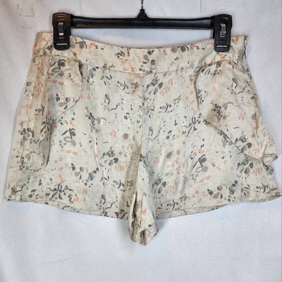 Club Monaco silk shorts - Picture 2 of 10